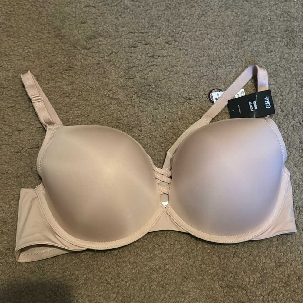 ~brand new~ Torrid push up plunge bra
